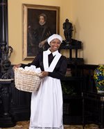 Headshot-Maggie.png Headshot-Maggie.png