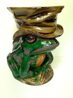 2001-030-Frog,-Gar-Seat.jpg